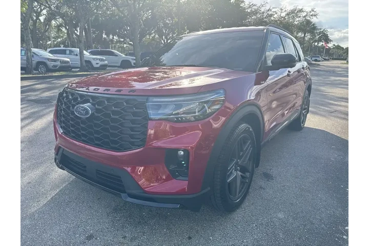 $36769 : Ford Explorer 2025 ST-Line 4 image 1