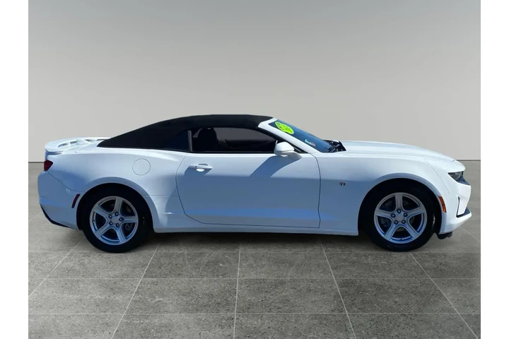 $37657 : Chevrolet Camaro 2024 LT 2dr image 6