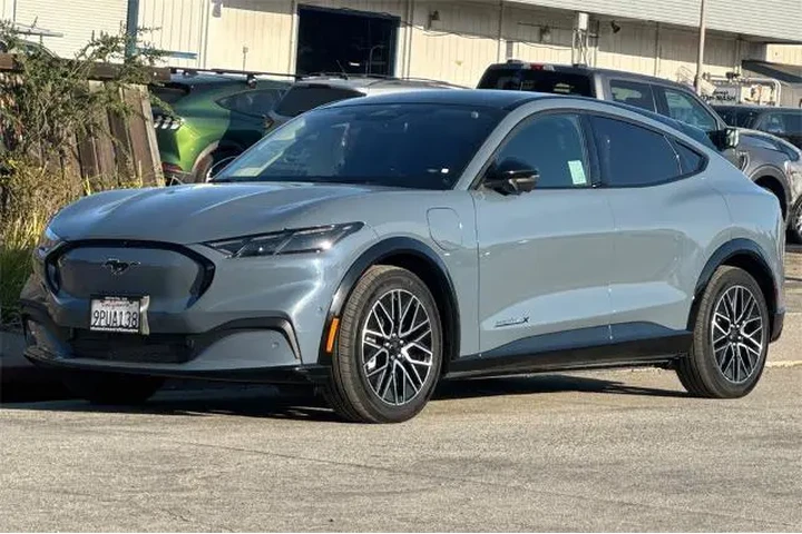 $34911 : Ford Mustang Mach-E 2024 AWD image 9