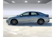 $29898 : Toyota Camry 2023 XLE V6 4dr thumbnail