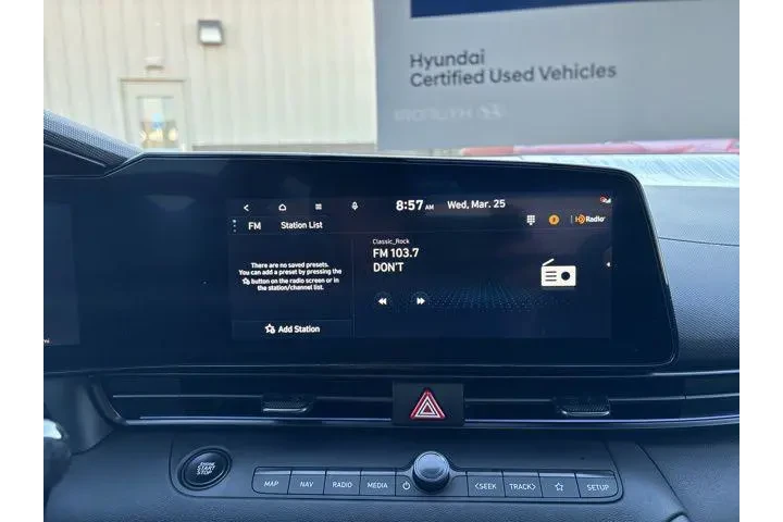 $29280 : Hyundai ELANTRA Hybrid 2025 image 8