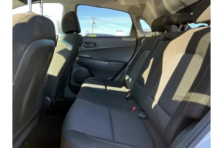 $20222 : Hyundai KONA 2022 AWD SEL 4d image 10