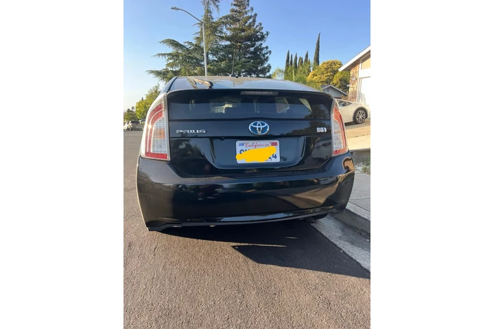 $6700 : Prius III Hatchback image 6