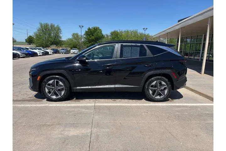 $30998 : Hyundai TUCSON 2025 SEL Conv image 2