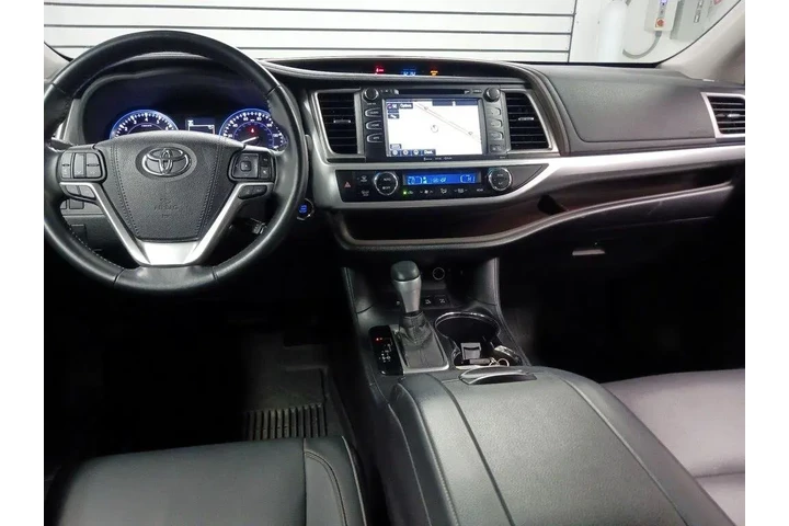 $27998 : Toyota Highlander 2017 AWD X image 9