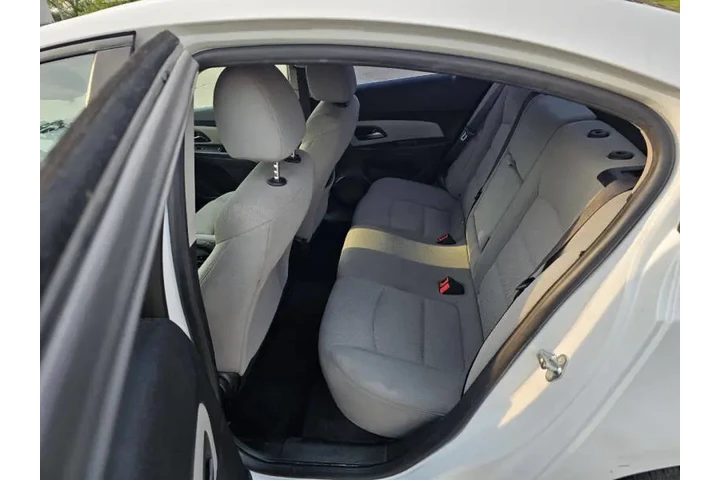 $4500 : 2016 Cruze Limited 1LT Auto image 9