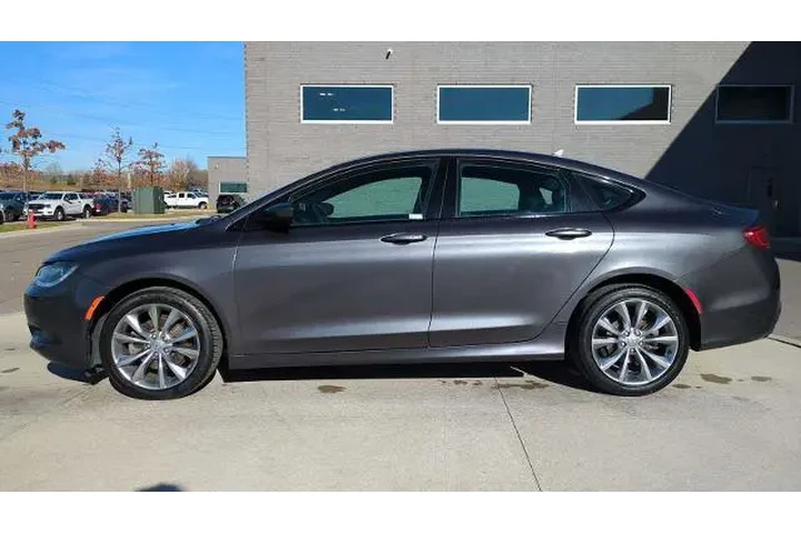 $9995 : Chrysler 200 2016 S 4dr Seda image 2