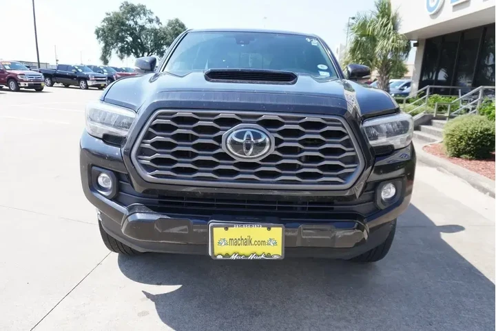 $28988 : Toyota Tacoma 2023 4x2 TRD O image 2