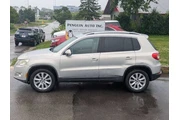 $4990 : 2009 Tiguan SEL thumbnail