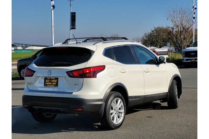 $18524 : Nissan Rogue Sport 2019 S 4d image 4