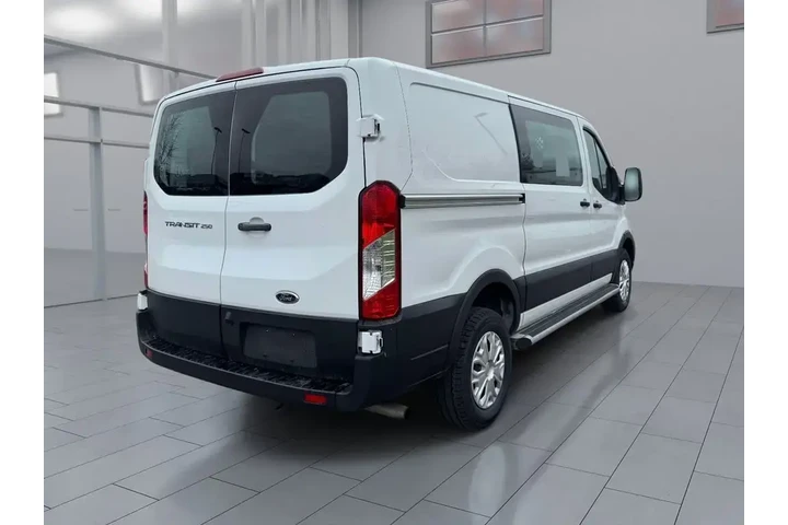 $34450 : Ford Transit 2024 250 3dr SW image 5