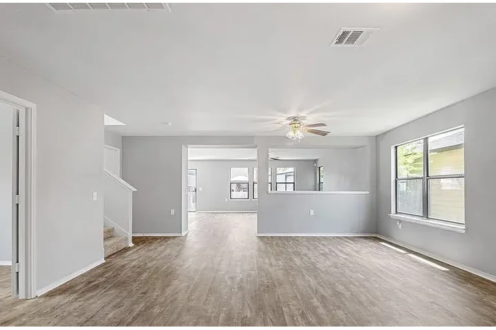 $1350 : HOME FOR RENT IN AUSTIN TX image 2