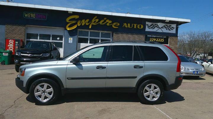 $5999 : 2004 XC90 2.5T image 2