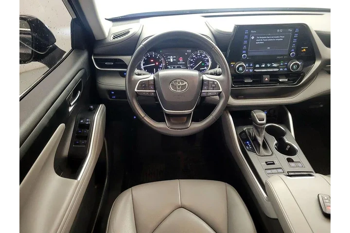 $33998 : Toyota Highlander 2022 AWD X image 10
