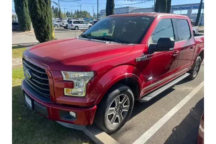 $25988 : Ford F-150 2015 4x2 XLT 4dr image 1