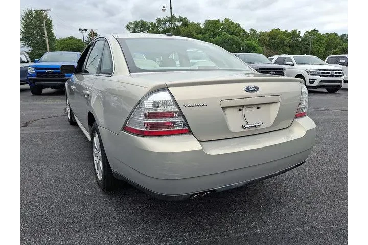 $5594 : Ford Taurus 2009 SE 4dr Seda image 8