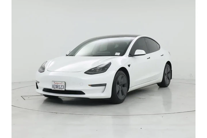 $27998 : Tesla Model 3 2022 AWD Long image 4