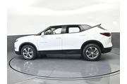 $21949 : Chevrolet Blazer 2024 LT 4dr thumbnail