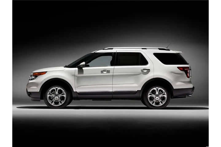$4990 : Ford Explorer 2015 Base 4dr image 1