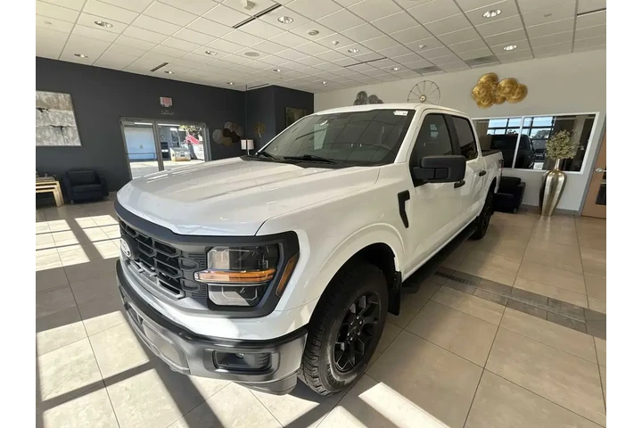 $39987 : Ford F-150 2024 4x4 STX 4dr image 7