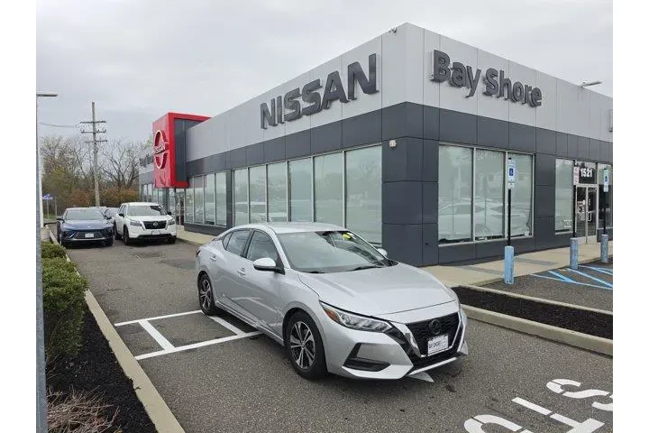 $19606 : Nissan Sentra 2023 SV 4dr Se image 2