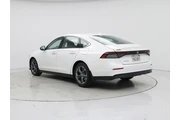 $22998 : Honda Accord 2023 EX 4dr Sed thumbnail