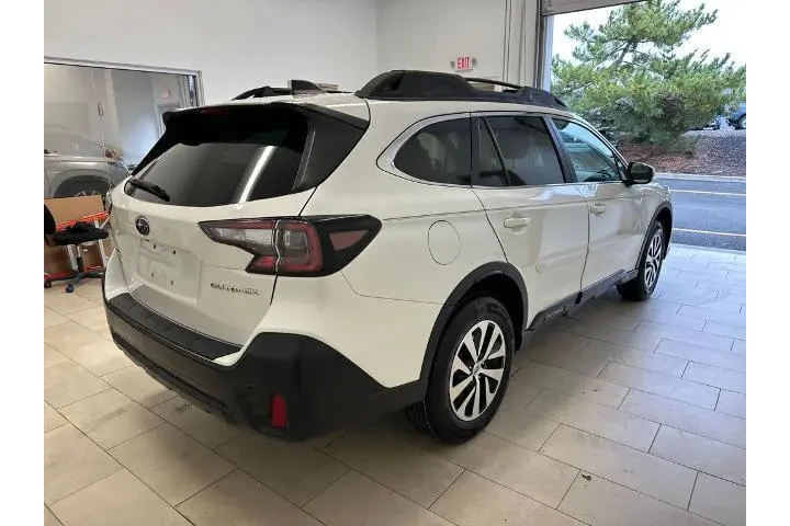 $24648 : Subaru Outback 2021 AWD Prem image 7