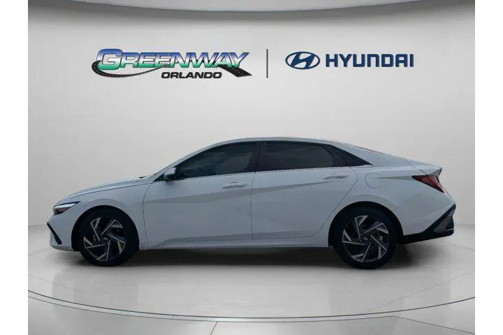 $24589 : Hyundai ELANTRA Hybrid 2024 image 6