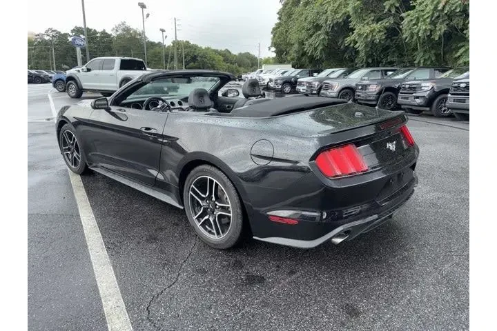 $26622 : Ford Mustang 2022 EcoBoost P image 3