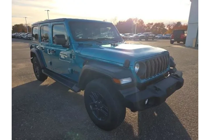 $37552 : Jeep Wrangler 2024 4x4 Sport image 6