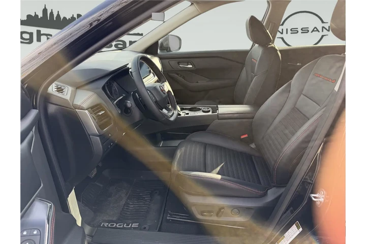 $27990 : Nissan Rogue 2025 AWD Rock C image 9