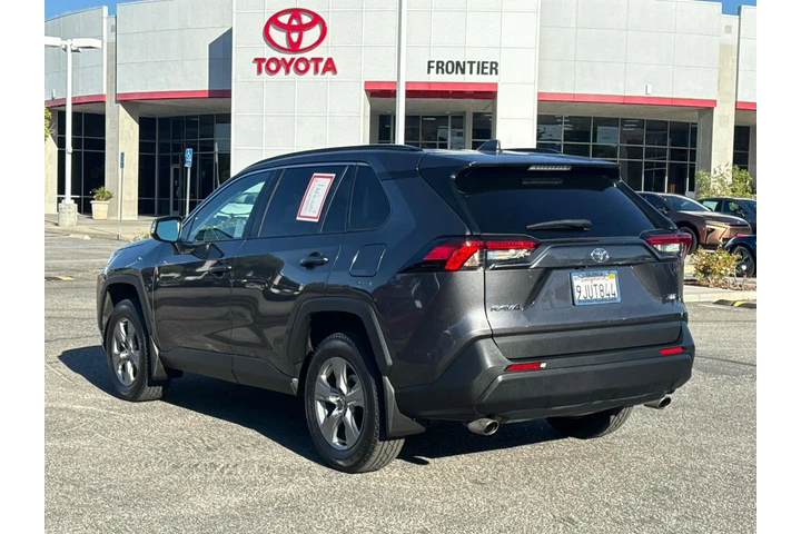 $28479 : Toyota RAV4 2024 XLE 4dr SUV image 5