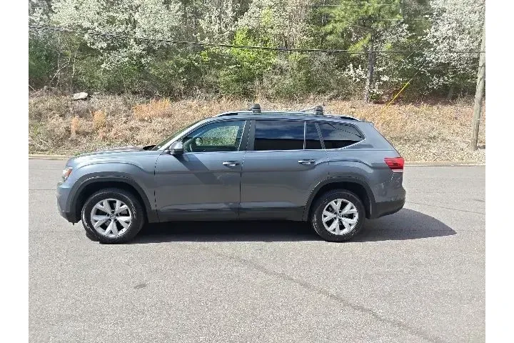 $9952 : Volkswagen Atlas 2018 V6 SE image 5