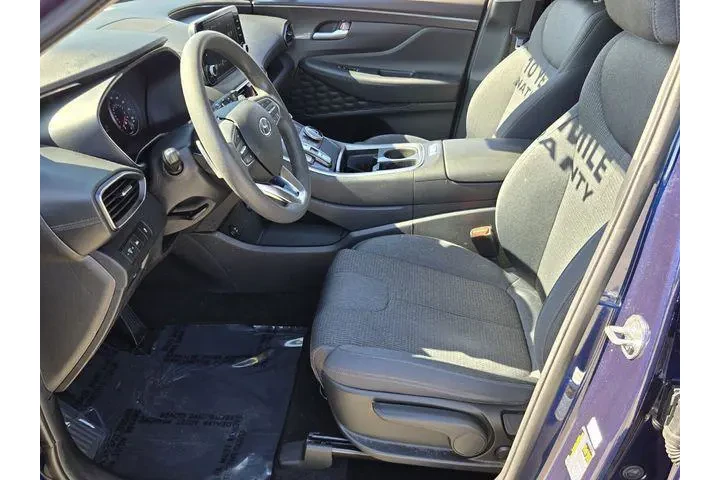 $19831 : Hyundai SANTA FE 2023 SE 4dr image 10