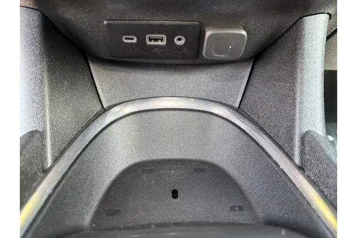 $17950 : Chevrolet Malibu 2024 LT 4dr image 8