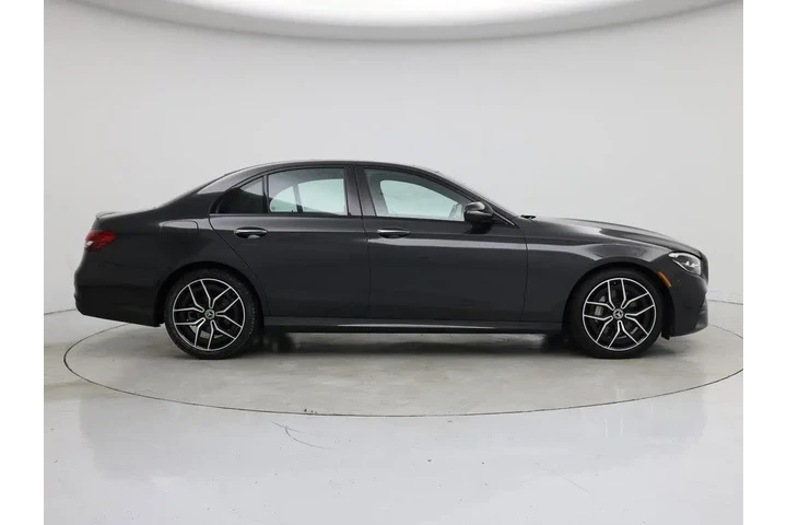 $39998 : Mercedes-Benz E-Class 2022 E image 7