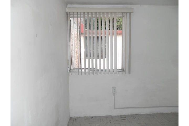 $8600 : COLONIA AMPLIACION ASTURIAS image 6
