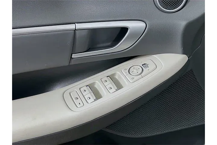 $25975 : Hyundai SONATA 2025 SEL 4dr image 9