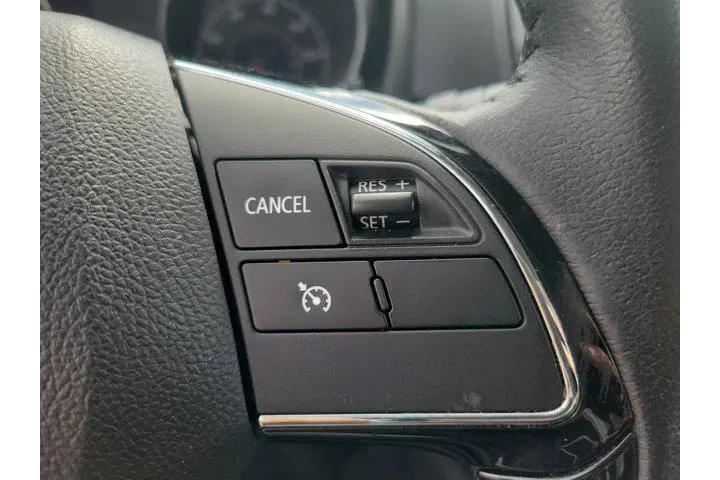 $13717 : Mitsubishi Outlander Sport 2 image 7