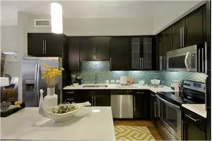 $2508 : Rental property with 1 bedro image 6