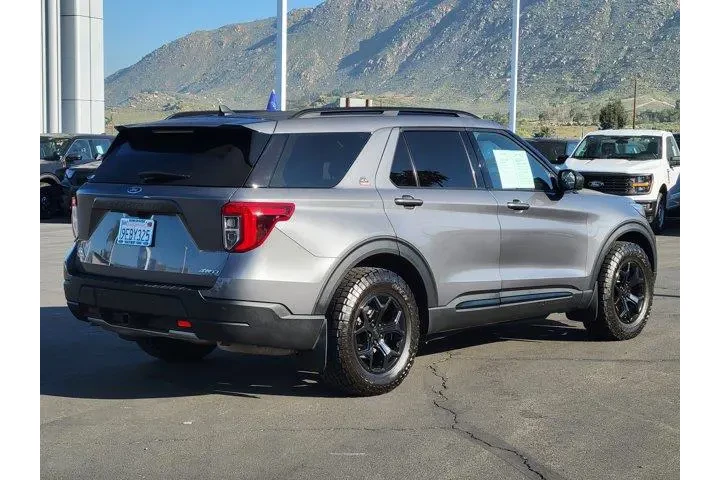 $33792 : Ford Explorer 2022 AWD Timbe image 2