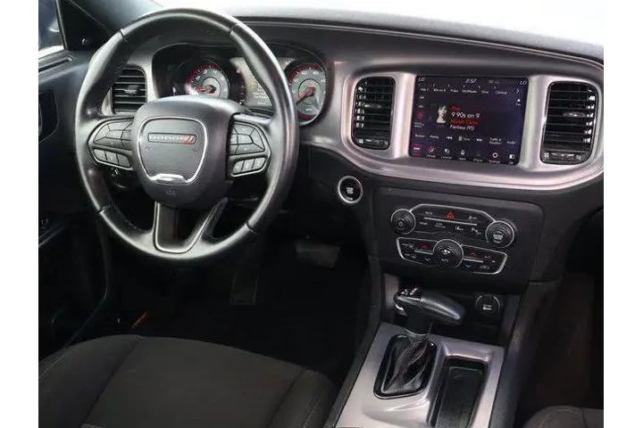 $31013 : Dodge Charger 2023 GT 4dr Se image 10
