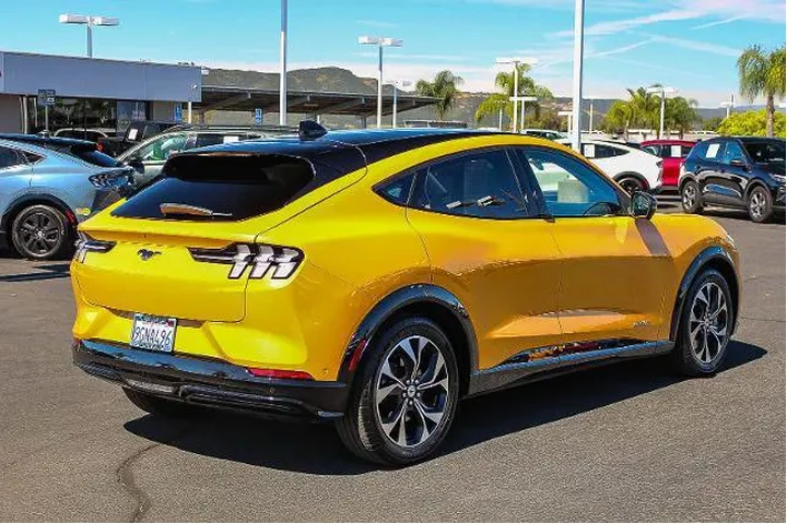 $29995 : Ford Mustang Mach-E 2023 Pre image 6