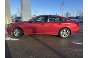 $15900 : Honda Accord 2019 LX 4dr Sed thumbnail