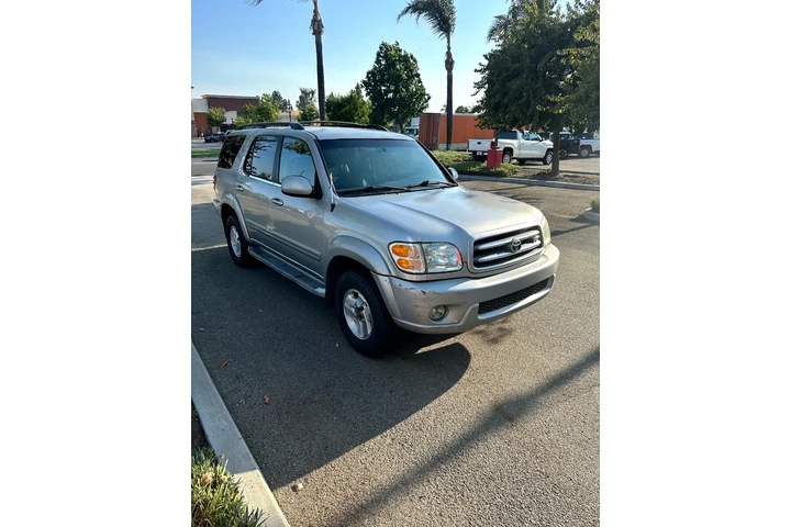 $3000 : 2002 Toyota Sequoia Runs great image 6