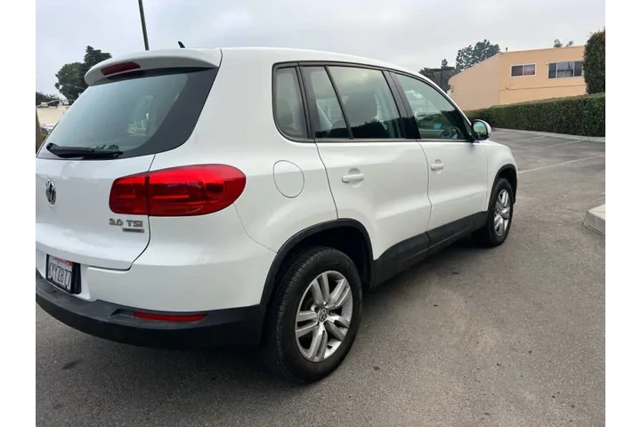 $6500 : 2013 Tiguan S 4Motion image 10