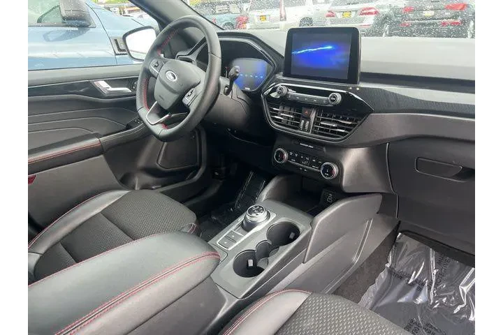 $31988 : Ford Escape 2025 AWD ST-Line image 8