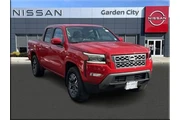 Nissan Frontier 2024 4x2 SL en Long Island