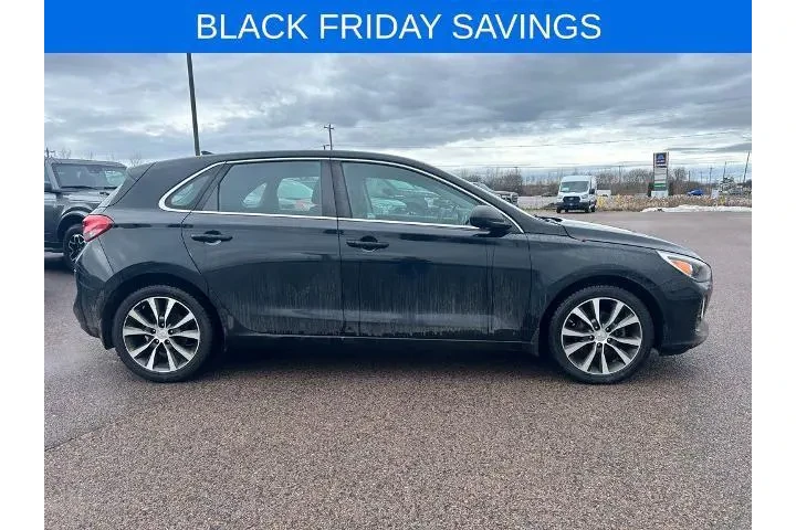 $8387 : Hyundai ELANTRA GT 2018 4dr image 7