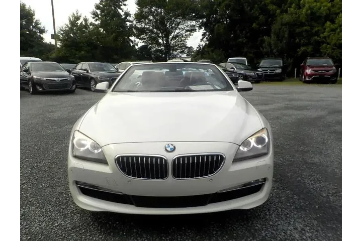 $14922 : 2012 6-Series 640i Convertible image 8